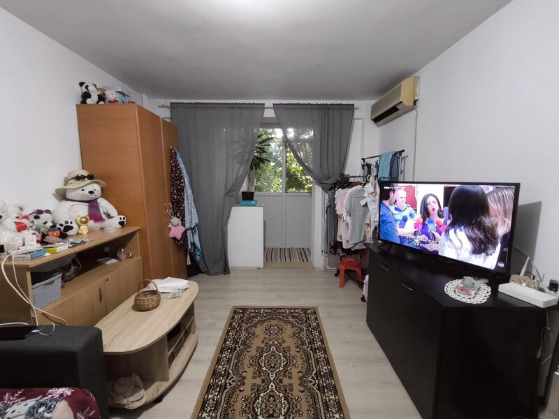 Lacul Tei zona Parcului apartament 2 camere decomandat, comision 0%